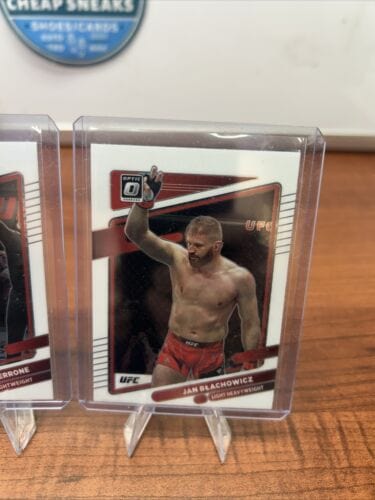 2022 Donruss Optic UFC Lot Jon Jones #65, Donald Cerrone #33,Jan Blach