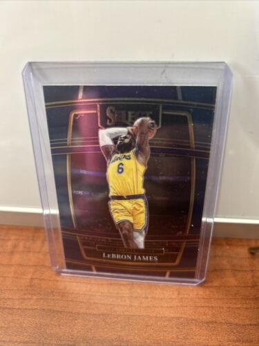 Lebron James Lot(3)21-22 Panini Select #100 Concourse+Prizm+#6 Dominan