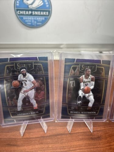 Los Angles Lakers 2022 Panini Select Lot L James, C Anthony, A Davis,R
