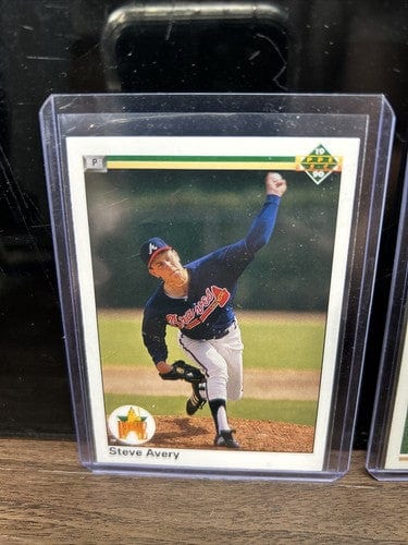 Steve Avery Atlanta Braves Rookie Card Lot (2) 1990 Upper Deck, 91 Upp