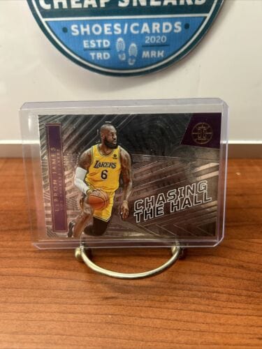 2021-22 Panini Illusions - Chasing the Hall #2 LeBron James