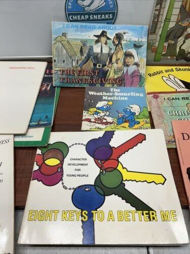 Children Book Lot Of 13 Rudolph, The Magic Fish, Scooby-doo, Smurfs, C