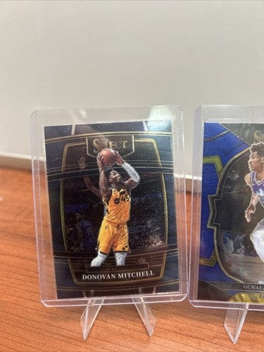 Utah Jazz Lot Basketball (5) Karl Malone, Mitchell,Gobert,Agbaji,Bogda