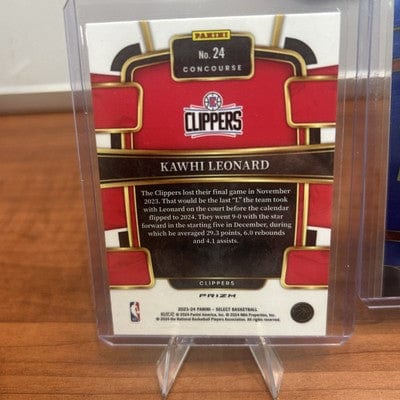 2023-24 Panini Select Kawhi Leonard Blue Cracked Ice Concourse Level #