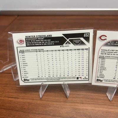 2023 Topps Series 2 Baseball Card #652 Hunter Strickland - Cincinnati