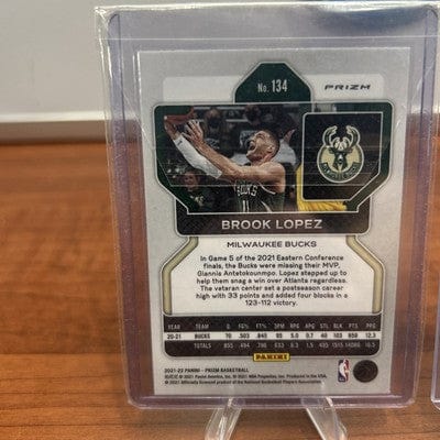 Brook Lopez 2021-22 Panini Prizm #134 Red White Blue Prizm Milwaukee B