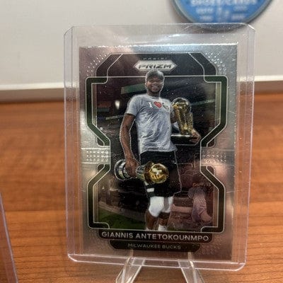 GIANNIS ANTETOKOUNMPO 2021-22 Panini Select Turbocharged Insert #7 Buc