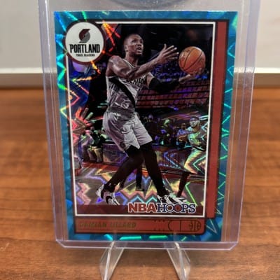 Damian Lillard 2021-22 PANINI NBA HOOPS Teal Explosion #61 Trail Blaze