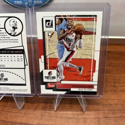 Damian Lillard 2021-22 PANINI NBA HOOPS Teal Explosion #61 Trail Blaze