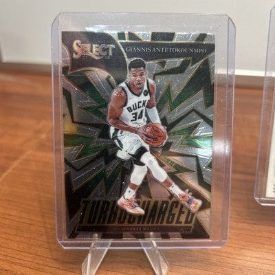 GIANNIS ANTETOKOUNMPO 2021-22 Panini Select Turbocharged Insert #7 Buc