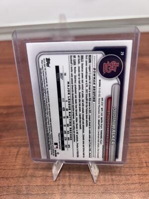 Cheap Sneaks Footwear/Sports Cards Baseball Card 2024 Bowman #29 Jordan Walker Mojo Refractors