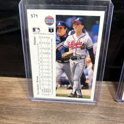 Cheap Sneaks Footwear/Sports Cards Baseball Card Atlanta Braves Lot(2) 91 Upper Deck John Smoltz 90 Upperdeck Tom Glavi
