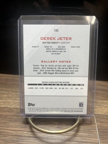 Cheap Sneaks Footwear/Sports Cards Baseball Card DEREK JETER 2022 TOPPS GALLERY #185