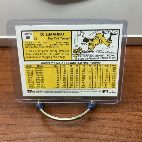 Cheap Sneaks Footwear/Sports Cards Baseball Card DJ LeMahieu 2022 Topps Archives 1963 Topps Design #98 New York Yankees