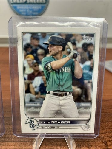 Cheap Sneaks Footwear/Sports Cards Baseball Card Kyle Seager Lot (3) 2022 Topps Chrome X-Factor Refractor #131 +Base+ 2