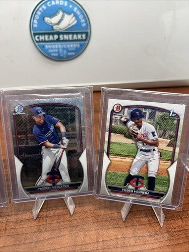 Cheap Sneaks Footwear/Sports Cards Baseball Card Minnesota Twins 2022/23 Bowman Chrome Lot (4)Lee, Mercedes,Herrera,Lew
