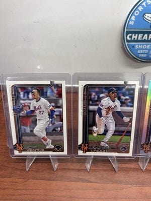 Cheap Sneaks Footwear/Sports Cards Baseball Card New York Met 2025 Topps Series 1 Lot Vientos,Lindor,Nimmo, Peterson,Mc