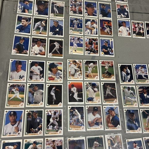 Cheap Sneaks Footwear/Sports Cards Baseball Card NY Yankees 1989, 1990, 1991, 1992 Upper Deck Team Set Builder 72 Cards