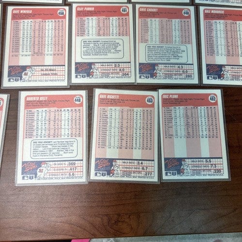 Cheap Sneaks Footwear/Sports Cards Baseball Card NY Yankees 1990 Fleer Baseball Team Set 23 Cards Mattingly, Deion Sand