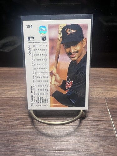 Cheap Sneaks Footwear/Sports Cards Baseball Card Phil Bradley OF Baltimore Orioles 1990 Upper Deck Card #194