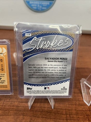 Cheap Sneaks Footwear/Sports Cards Baseball Card Salvador Perez Royals 2023 Topps Chrome TColor/24 Chrome Strokes/35th