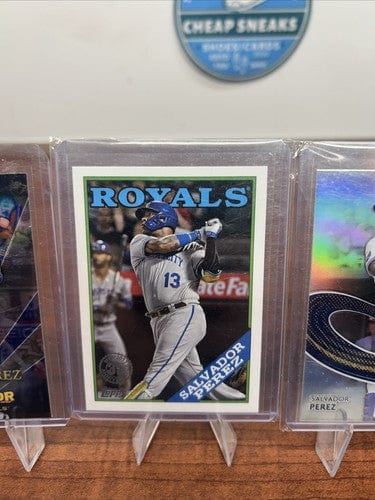 Cheap Sneaks Footwear/Sports Cards Baseball Card Salvador Perez Royals 2023 Topps Chrome TColor/24 Chrome Strokes/35th
