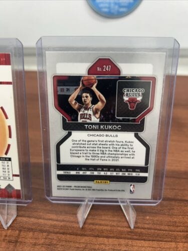 Cheap Sneaks Footwear/Sports Cards Basketball Card 2001-02 Upper Deck Hardcourt Toni Kukoc #3 + Bonus Card Hawks, Bulls