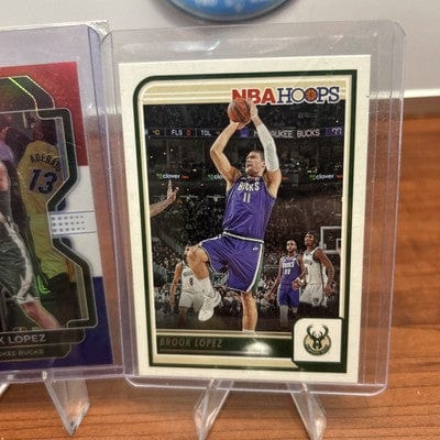 Cheap Sneaks Footwear/Sports Cards Basketball Card Brook Lopez 2021-22 Panini Prizm #134 Red White Blue Prizm Milwaukee B