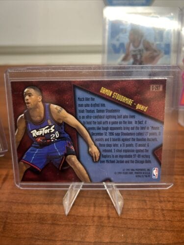 Cheap Sneaks Footwear/Sports Cards Basketball Card Damon Stoudamire Lot Toronto Raptor 96-97 Fleet Ultra/1997 Hoops Fly W