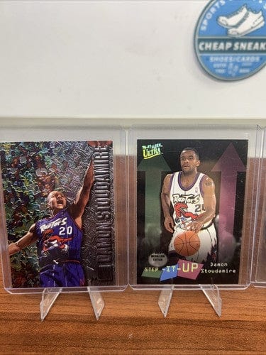 Cheap Sneaks Footwear/Sports Cards Basketball Card Damon Stoudamire Lot Toronto Raptor 96-97 Fleet Ultra/1997 Hoops Fly W