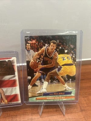 Cheap Sneaks Footwear/Sports Cards Basketball Card Dan Majerle 92-93,93-94 Fleer Ultra Inside/Outside#5, USA Basketball#