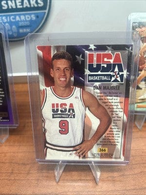 Cheap Sneaks Footwear/Sports Cards Basketball Card Dan Majerle 92-93,93-94 Fleer Ultra Inside/Outside#5, USA Basketball#