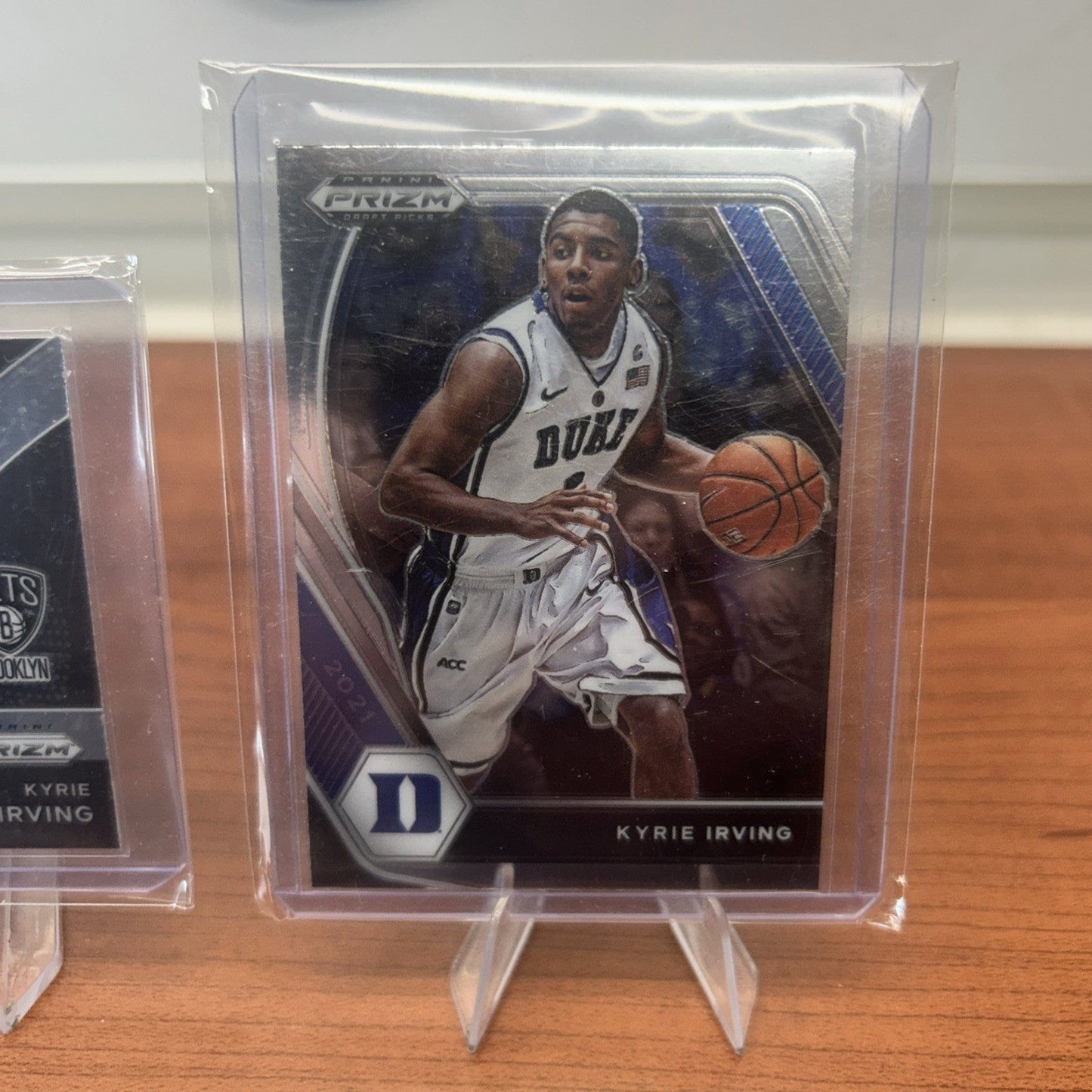 Cheap Sneaks Footwear/Sports Cards Basketball Card Kyrie Irving 2021-22 Panini Prizm Dominance #15 Nets/Blue Devils + Bon