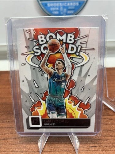 Cheap Sneaks Footwear/Sports Cards Basketball Card LaMelo Ball 2022-23 Panini Donruss Bomb Squad #10 Charlotte Hornets