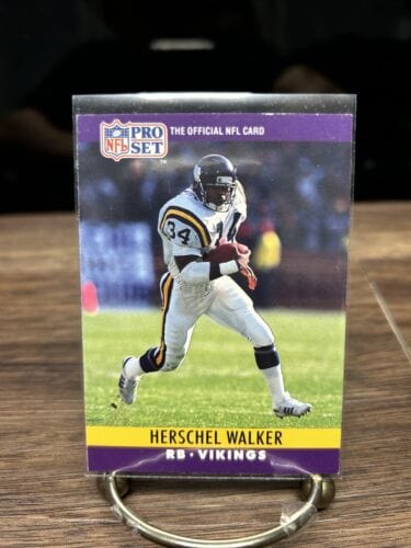 Cheap Sneaks Footwear/Sports Cards Football Card 1990 Pro Set Hershel Walker 197