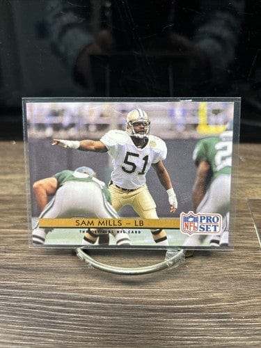 Cheap Sneaks Footwear/Sports Cards Football Card 1992 Pro Set - #257 Sam Mills. New Orleans Saints. NM NFL Carolina Pan