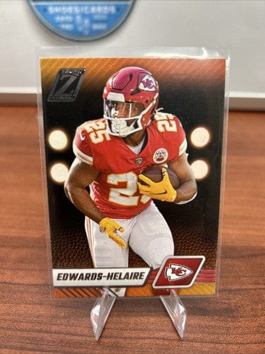 Cheap Sneaks Footwear/Sports Cards Football Card Clyde Edwards-Helaire 2023 Panini Zenith Football #47 Kansas City Chie