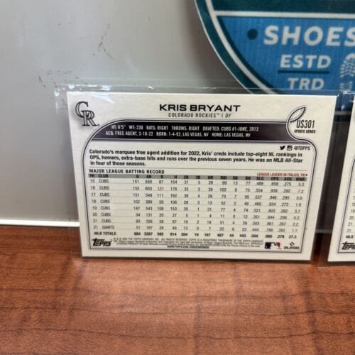 Cheap Sneaks Footwear/Sports Cards Kris Bryant SP Image Variation 2 Card Lot 2022 Topps Update #US301 C.