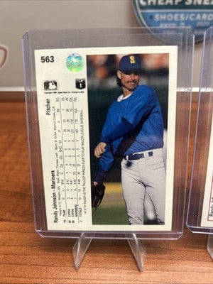 Cheap Sneaks Footwear/Sports Cards Randy Johnson 1990,1992 Upper Deck #563 #376 Lot(2) Mariners