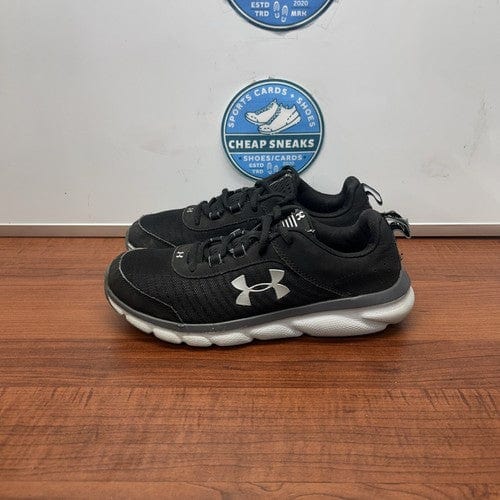 Cheap Sneaks Footwear/Sports Cards Running Shoe Under Armor Assert Boys/Mens Size 6Y Black/Gray/Silver