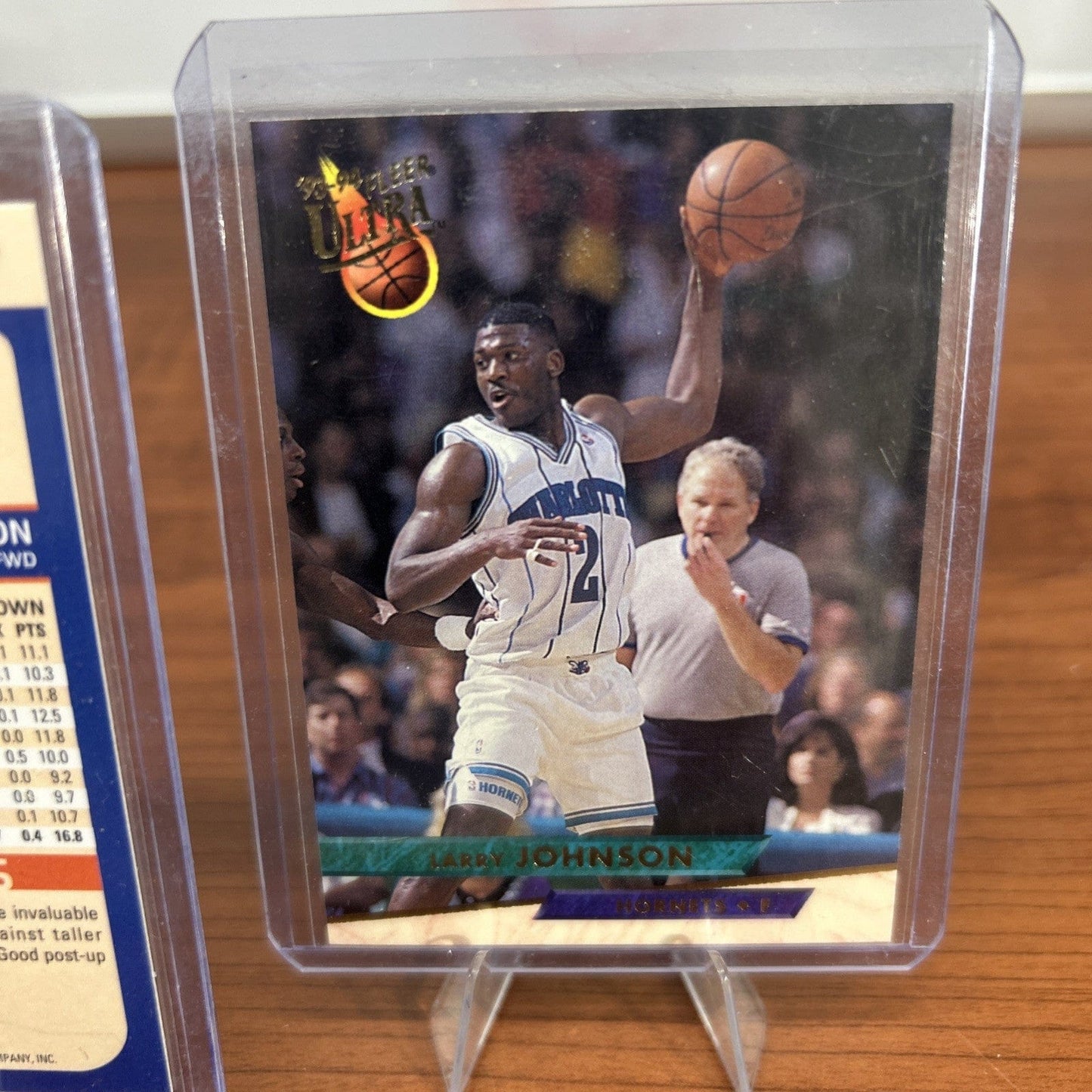 Larry Johnson 2000-01 Stadium Club #27 Hornets, Knicks