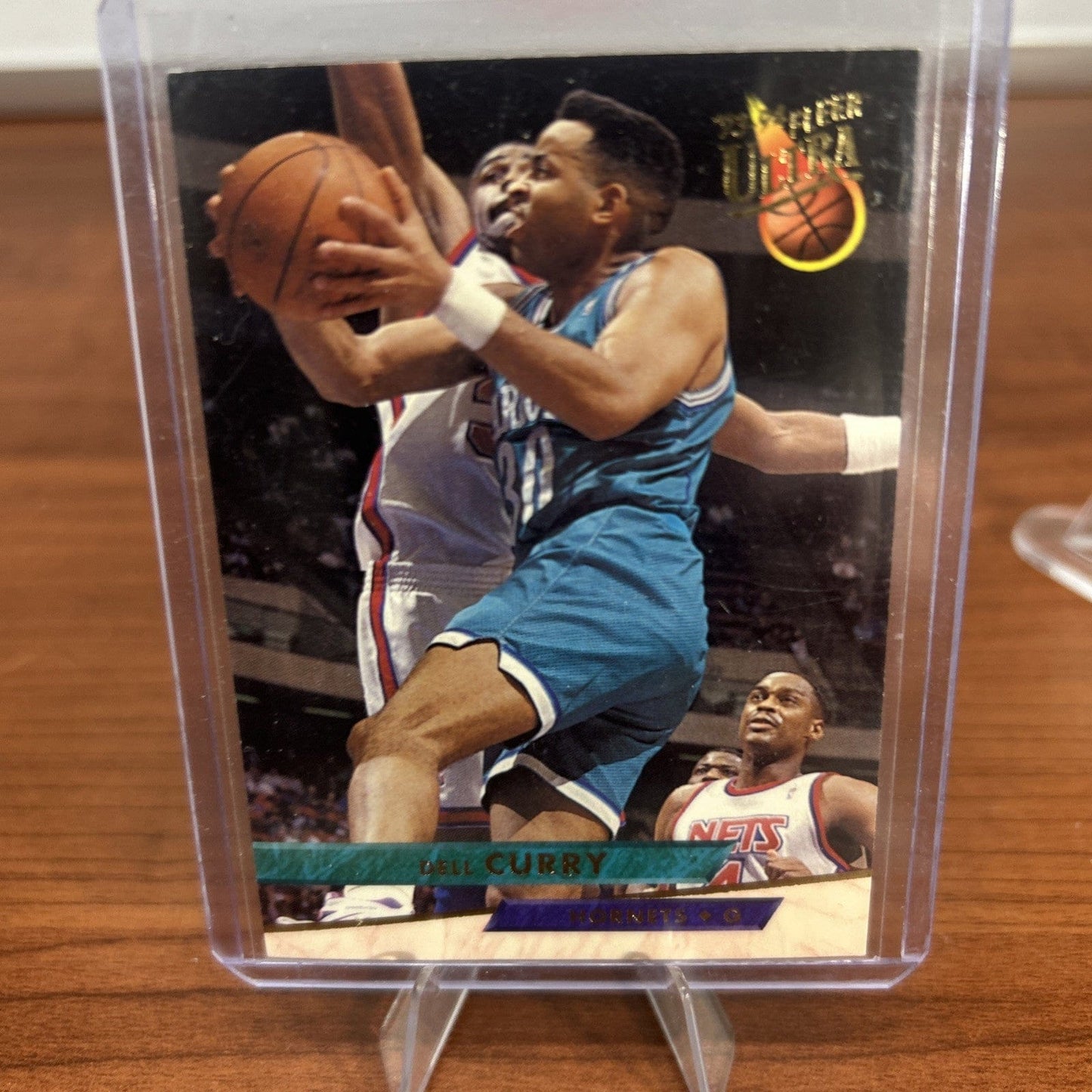 Dell Curry 1994-95 SkyBox Premium Charlotte Hornets Basketball Card #1