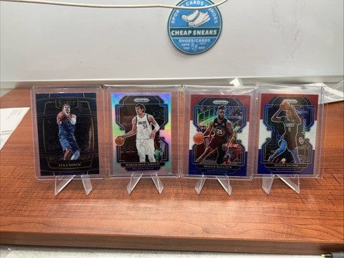 Dallas Mavericks 2021-2022 Panini RWB Prizm Lot, 22 Select Donic,Brown