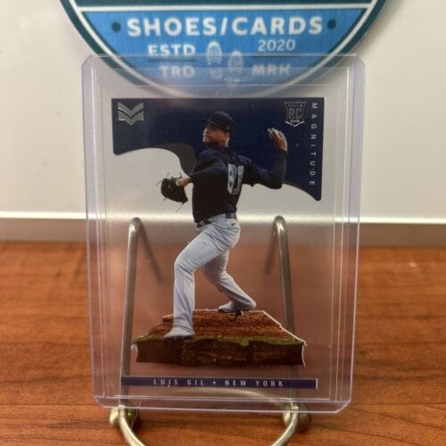 2022 Panini Chronicles Magnitude Luis Gil RC #8 New York Yankees