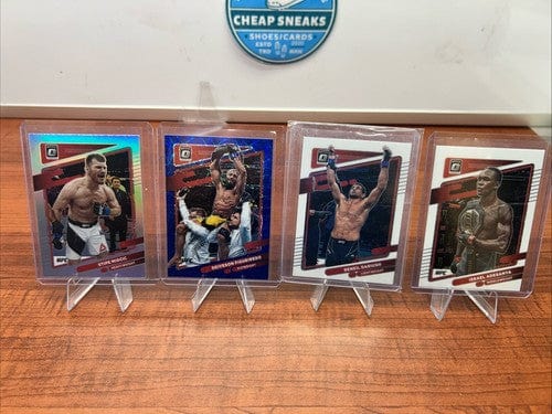2022 Panini Donruss Optic UFC  Blue Prizm Deuces on Figueiredo,Stripe
