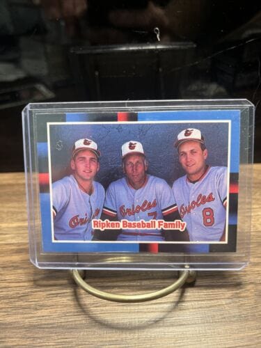 1988 Donruss RIPKEN BASEBALL FAMILY Baseball Card CAL JR BILLY Baltimo