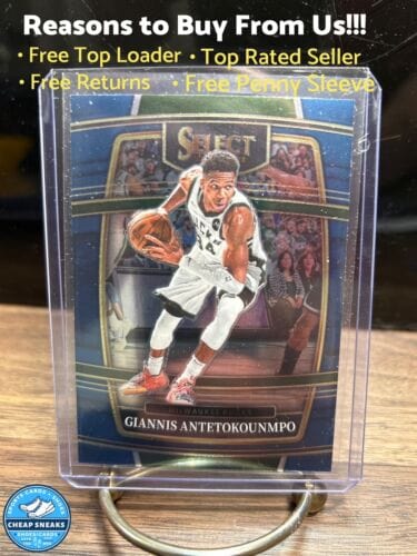 2021-22 Giannis Antetokounmpo Panini Select Retail Blue #35 Milwaukee