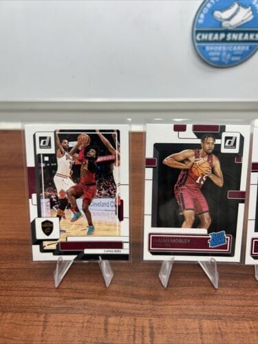 2022-2023 Donruss Basketball Lot Mobley, Mitchell, Garland, Travers