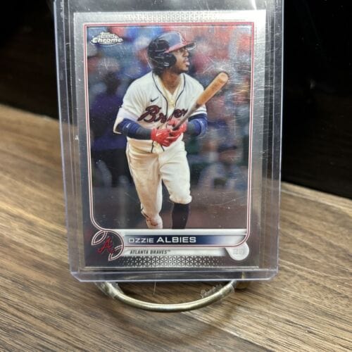2022 topps chrome ozzie albies #205