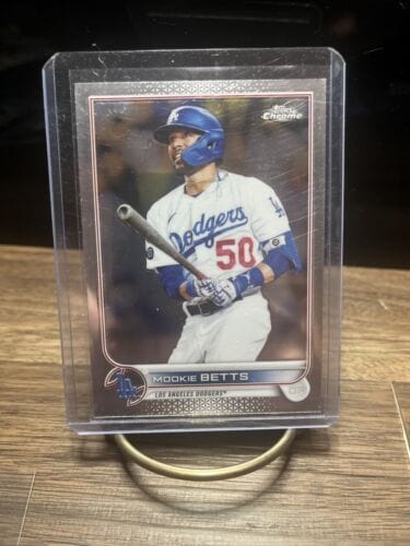 2022 Topps Chrome Mookie Betts OF  Los Angeles Dodgers Baseball Card #